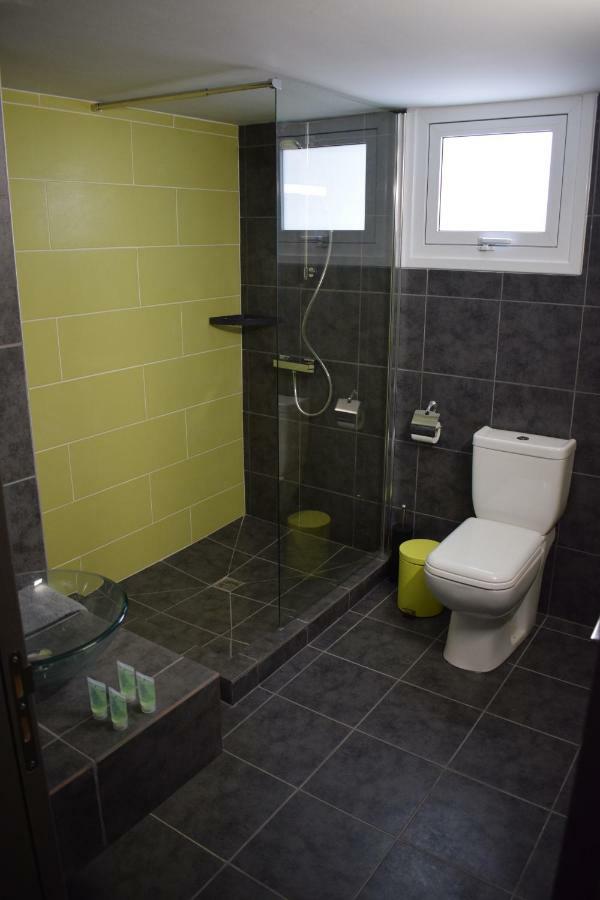 Takis Apartments Agia Napa Exterior foto